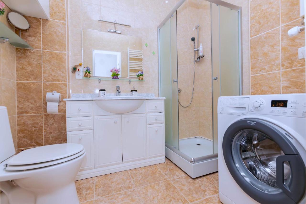 Apartament De Lux Cu 2 Camere Si Living تشيسيناو المظهر الخارجي الصورة